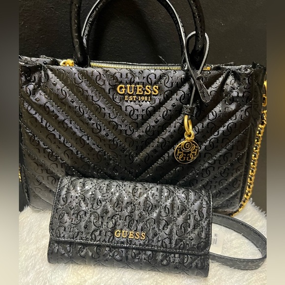 🖤🖤NWT-Guess Jania Quilted Small Girlfriend Satchel and matching Aveta wallet🖤 - Picture 1 of 14